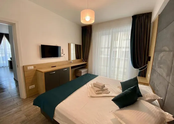 Ella C&c Апартаменты