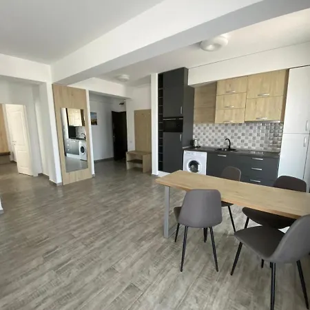 Ella C&c Apartment