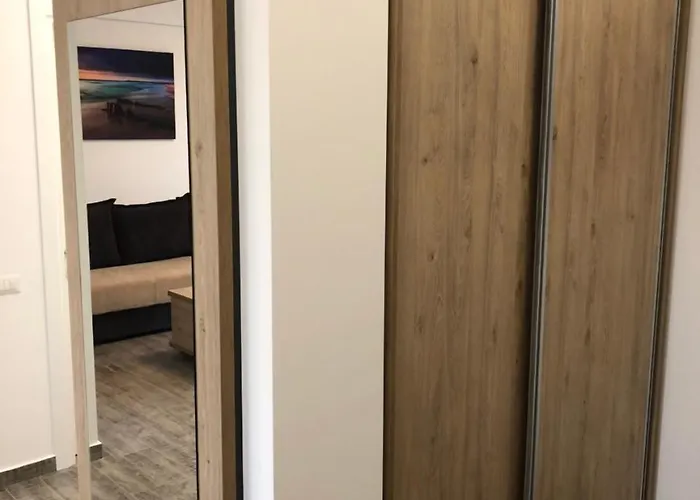 Διαμέρισμα Ella C&c